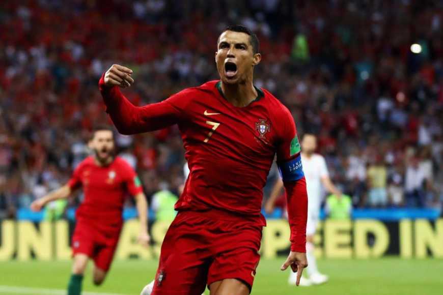 Best Soccer Players in The World Right Now - Messi or Ronaldo? 9 Cristiano Ronaldo Removed from Portugal squad over rape allegations