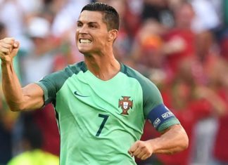 Cristiano Ronaldo Breaks HUGE Historic UCL Records Cristiano Ronaldo Breaks HUGE Historic UCL Records