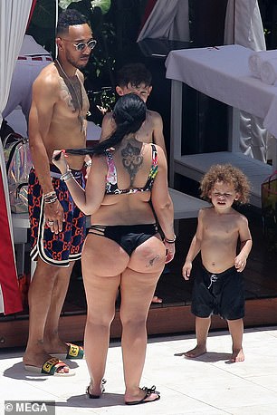 Pierre-Emerick Aubameyang Girlfriend Alysha Behague Shows Off Curves 13 Pierre Emerick Aubameyang Girlfriend Alysha Behague 3