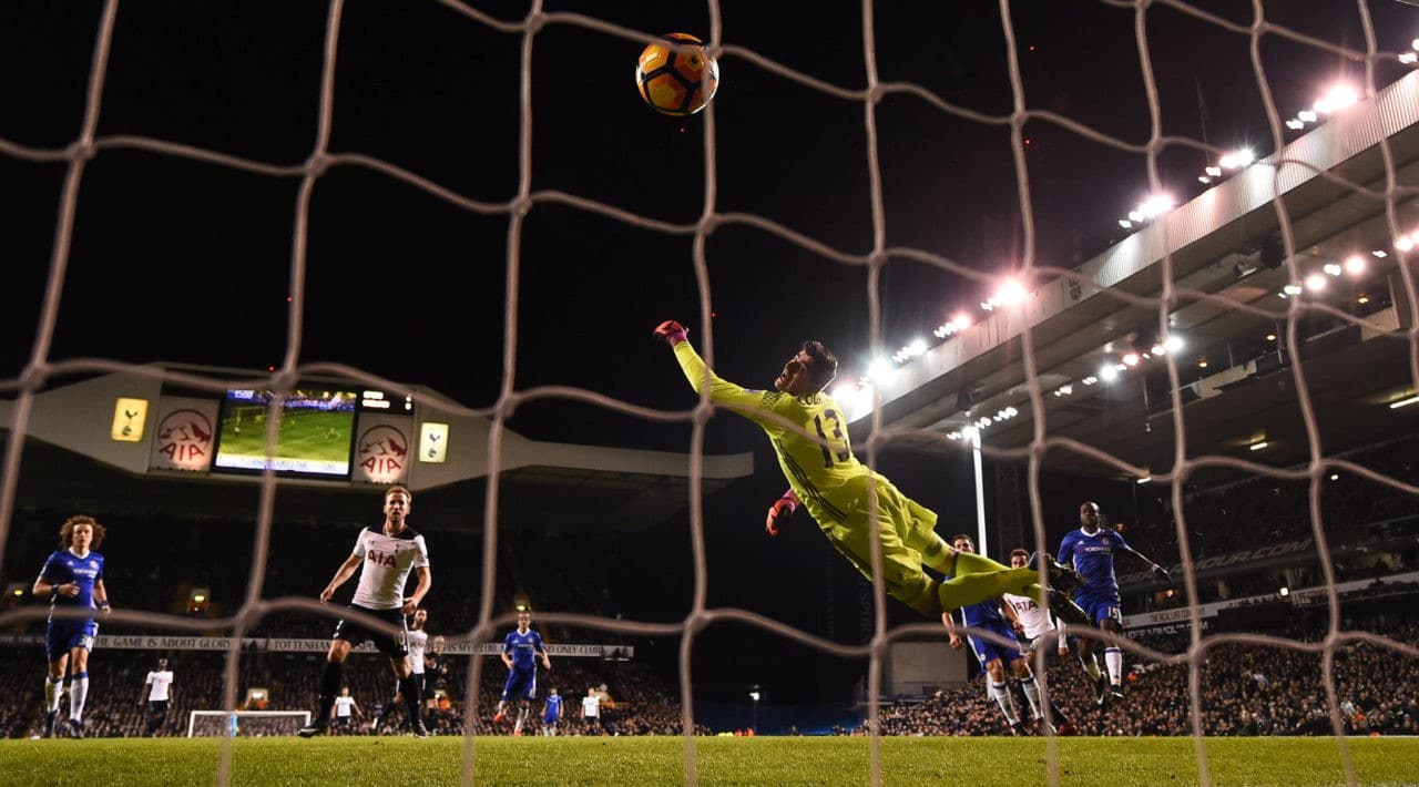 Chelsea And Tottenham In Battle To Sign This Goalkeeper