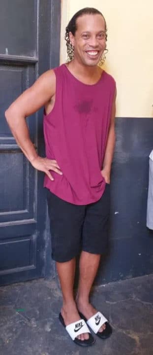 Ronaldinho Pictured Jail Fake Passports