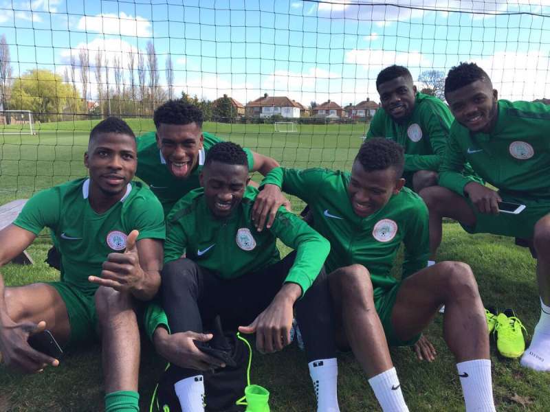 Kelechi-Iheanacho-Alex-Iwobi-Wilfred-Ndidi-John-Ogu Why I Will Give Up My Salary To Play Alongside Ndidi, Says Super Eagles Midfielder