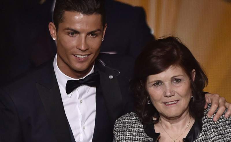 Pictured: Cristiano Ronaldo Buys Mum New Mercedes As Mother’s Day Gift Pictured: Cristiano Ronaldo Buys Mum New Mercedes As Mother’s Day Gift