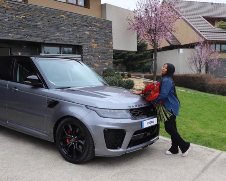 Kenneth Omeruo Buys Range Rover For His Wife Chioma 1 Omeruo Buys Range Rover Wife Chioma