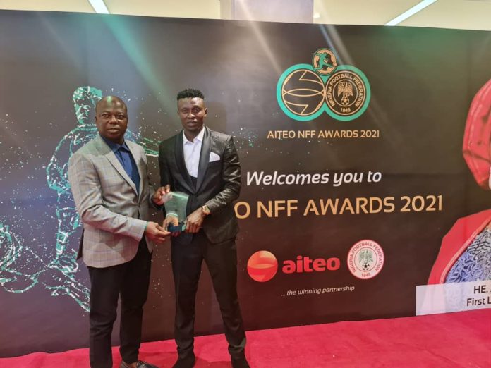 Nffaiteo Awards 2021 Silas Nwankwo Wins Player Of The Year Award NFFAiteo Awards 2021: Silas Nwankwo Wins Player Of The Year Award