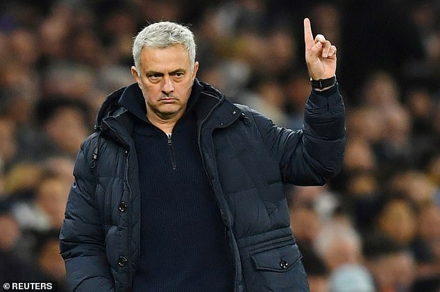Mourinho NFF reportedly spoke with Jose Mourinho about Super Eagles boss