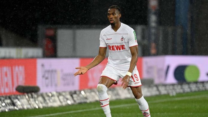 Salernitana plots shock transfer for Kingsley Ehizibue