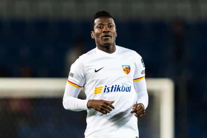 Asamoah Gyan: Twitter Reacts as Ghana Legend Announces Retirement