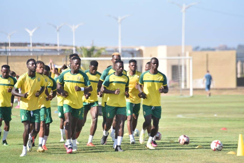 Bendel Insurance warm up head ASO Chlef 2nd leg clash