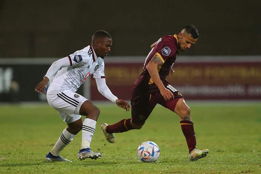 Bandile Shandu - Salary, pictures, girlfriend 3 Bandile Shandu in action for Orlando Pirates