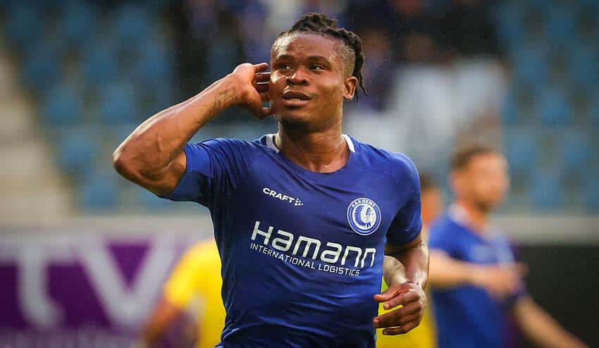 Gift Orban in action for Gent