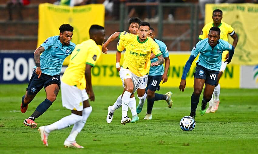 Mamelodi Sundowns achieve PSL history with record-breaking Richards Bay win 1 Mamelodi Sundowns players in action
