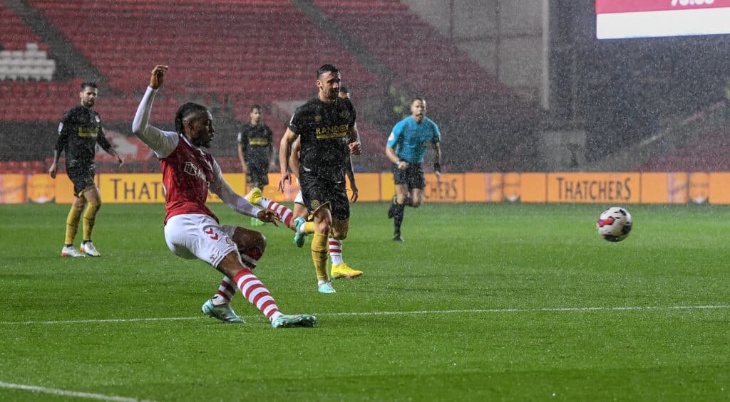 Antoine Semenyo - Parents, salary, net worth, market value 3 Antoine Semenyo shoots towards goal