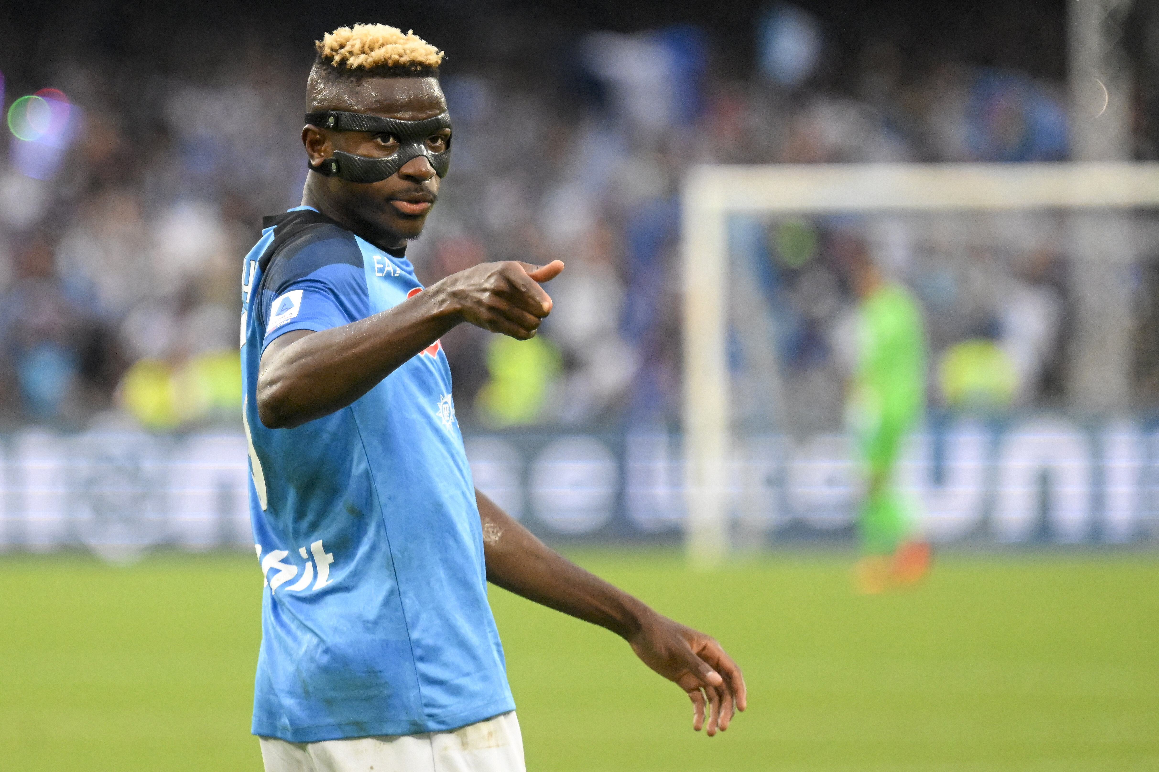 Chelsea hierarchy favour Osimhen over Toney because…