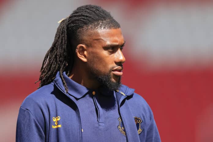 Alex Iwobi transfer to Fulham: Sean Dyche insists no agreement yet