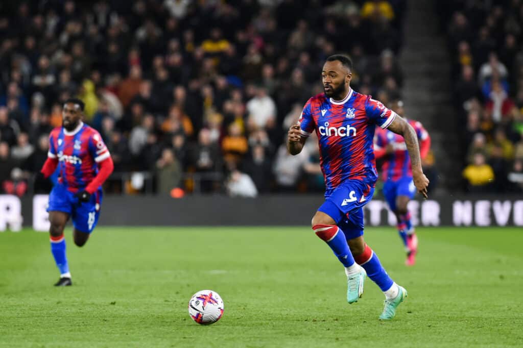  Jordan Ayew of Crystal Palace runs with the ball