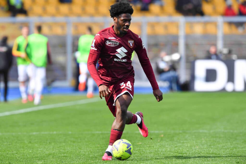 Ola Aina - Salary, stats, net worth, wife 2 Ola Aina in action for Torino