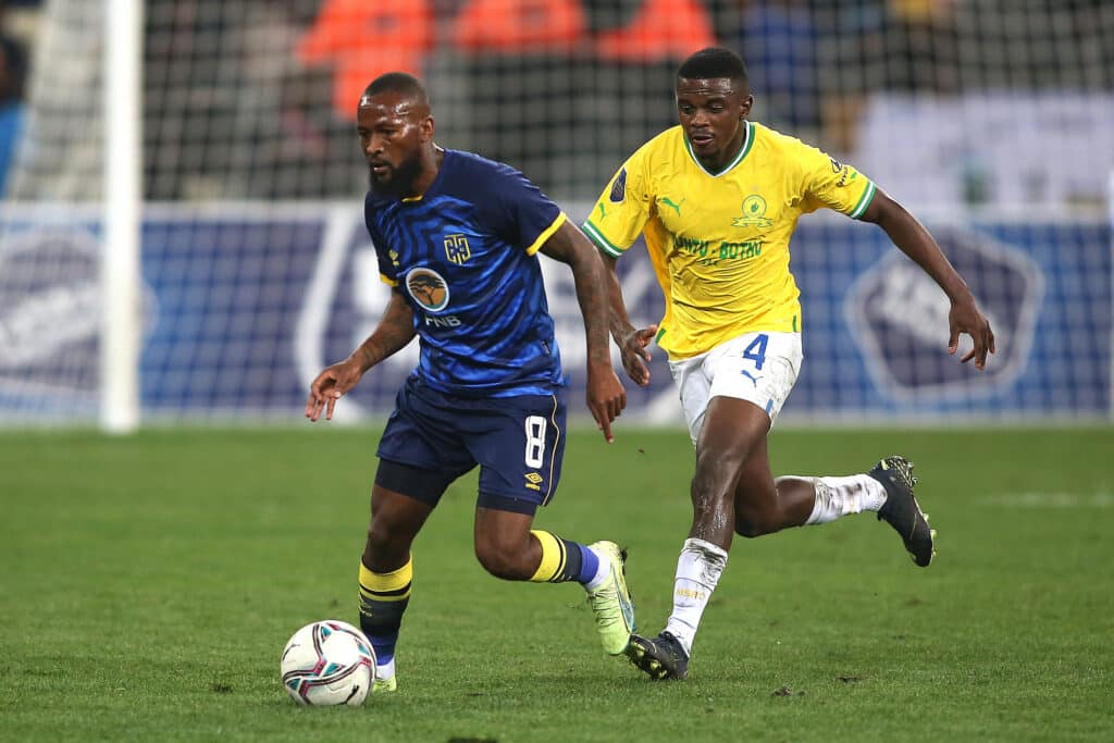 Teboho Mokoena - Salary, stats, wife, net worth 4 Mpho Makola of Cape Town City keeps possession away from Teboho Mokoena of Mamelodi Sundowns