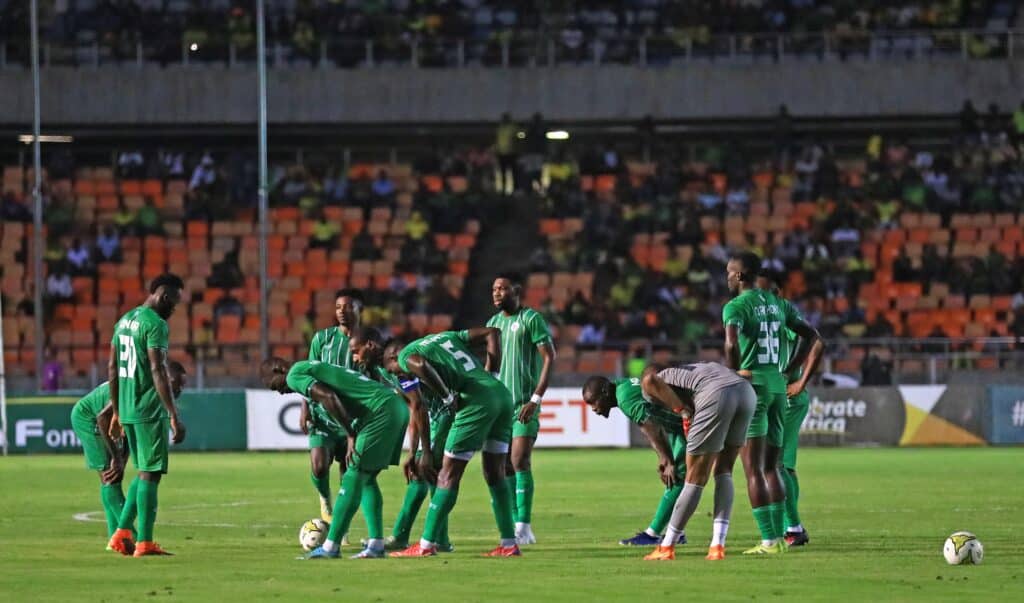 Rivers United kicks off CAF Confederationâs Cup quest with goalless draw 1 Rivers United players warm up