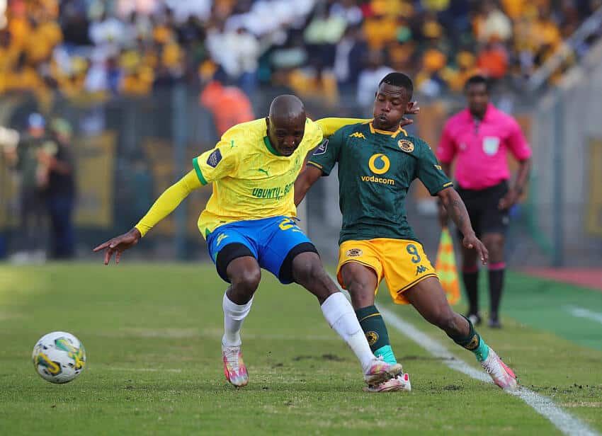 Kaizer Chiefs vs Mamelodi Sundowns lineups - MTN8 semi-final 1 Players in action, Kaizer Chiefs vs Mamelodi Sundowns