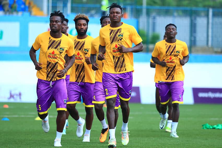 Medeama SC players