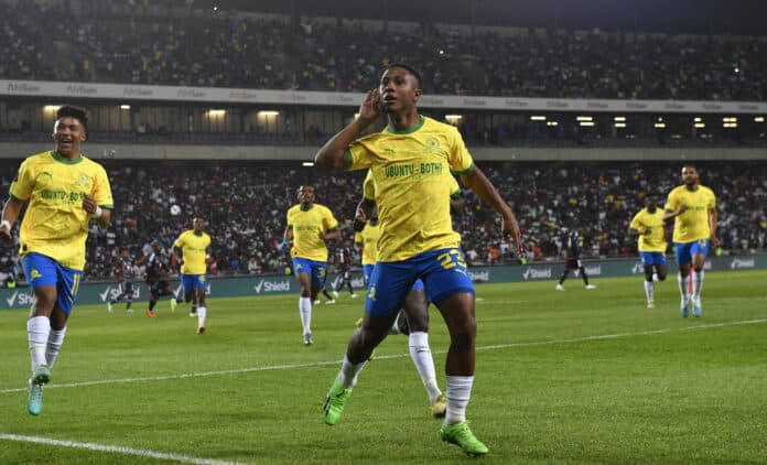 Pirates vs Sundowns: Mamelodi soar 1-0 over Orlando in PSL clash