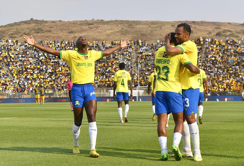 TS Galaxy vs Mamelodi Sundowns lineups, H2H - Carling Knockout Cup 1 Peter Shalulile of Mamelodi Sundowns in action