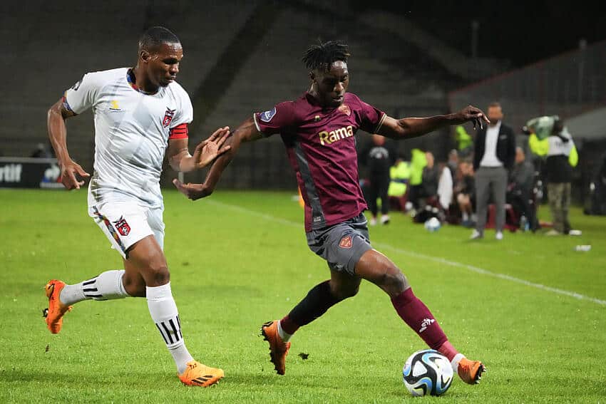 TS Galaxy vs Mamelodi Sundowns lineups, H2H - Carling Knockout Cup 2 Mlungisi Mbunjana in action for TS Galaxy