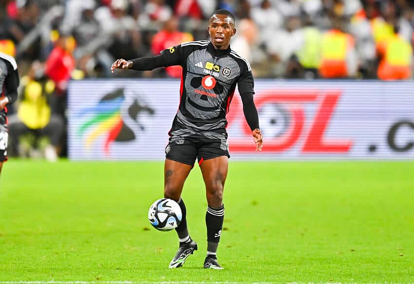 AmaZulu vs Orlando Pirates lineups, past record - PSL 2 Thabang Monare in action for Orlando Pirates