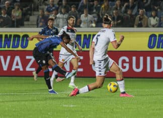 Ademola Lookman scores as Atalanta record 2-0 win over Genoa