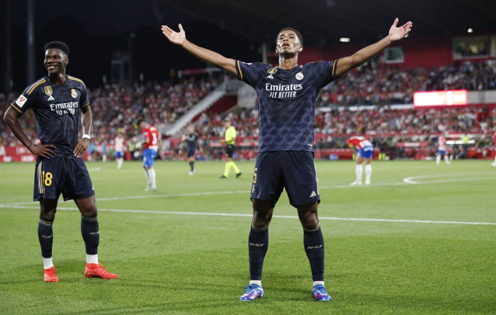 Bellingham celebrates his goal.