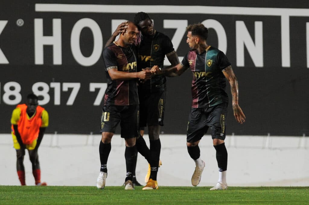 african football league favourites petro de luanda