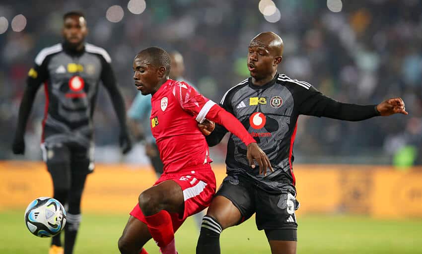 Orlando Pirates vs Sekhukhune United lineups, 3 predictions - PSL 2 Players in action during Pirates vs Sekhukhune clash