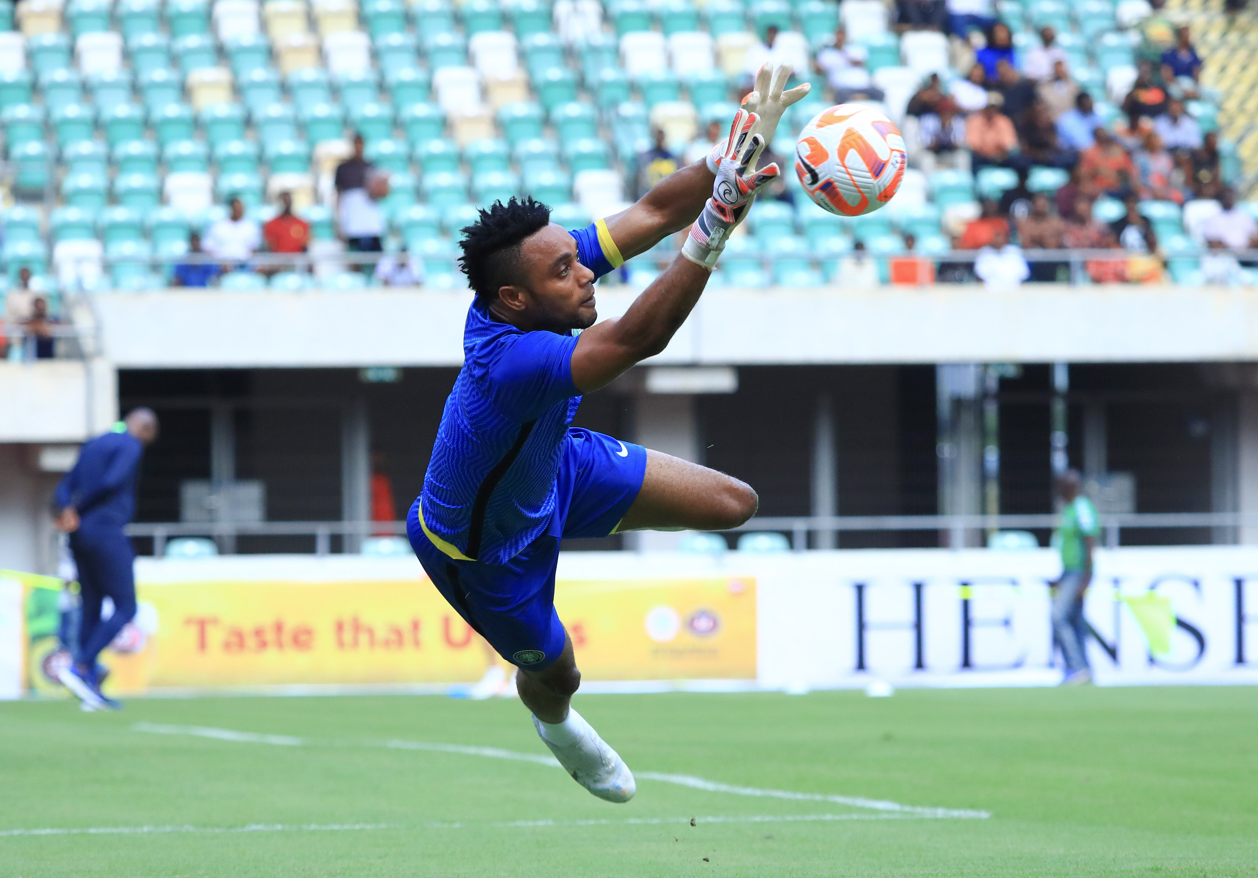Leke Ojo – Stats, salary, net worth
