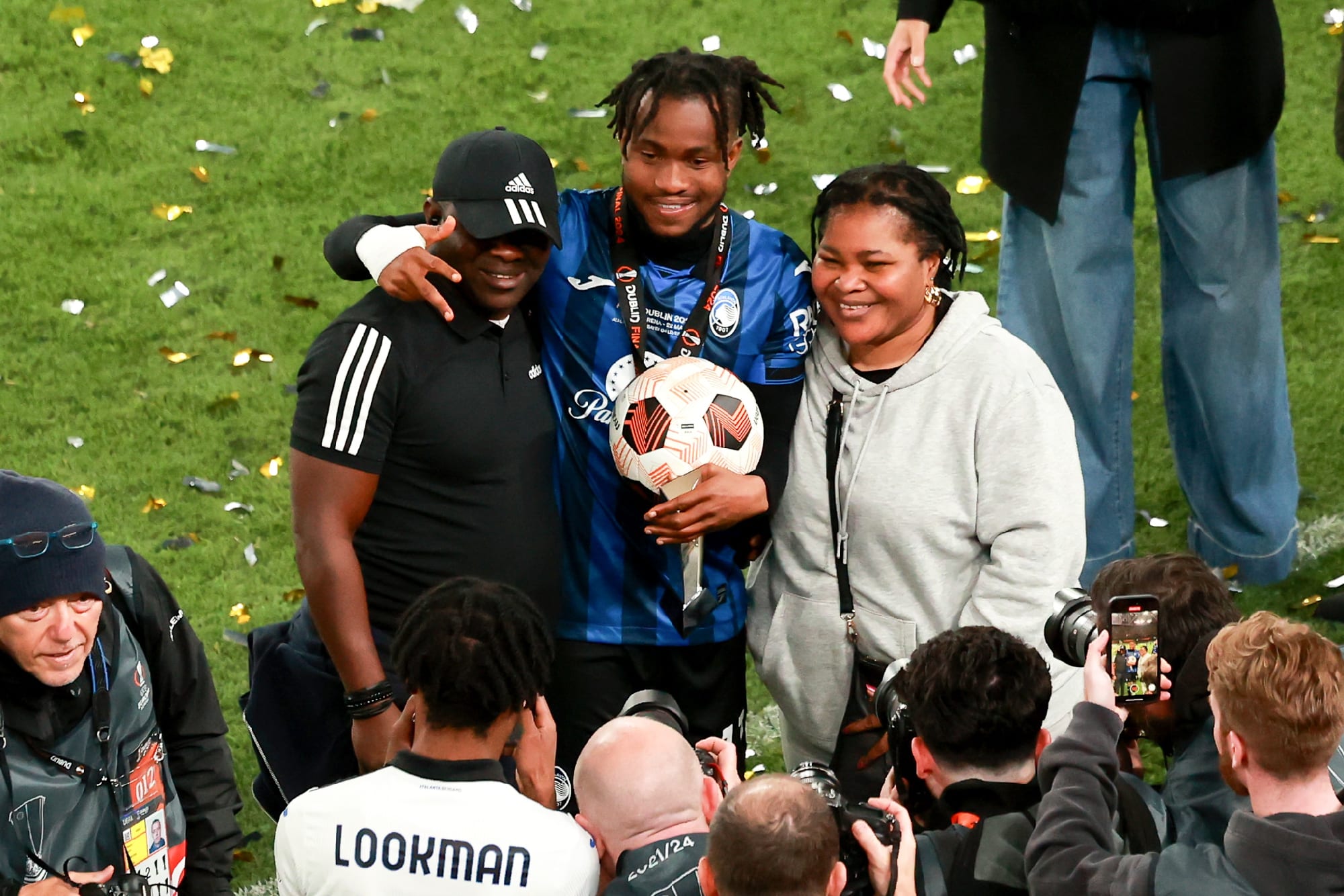 Ademola Lookman facts: With parents